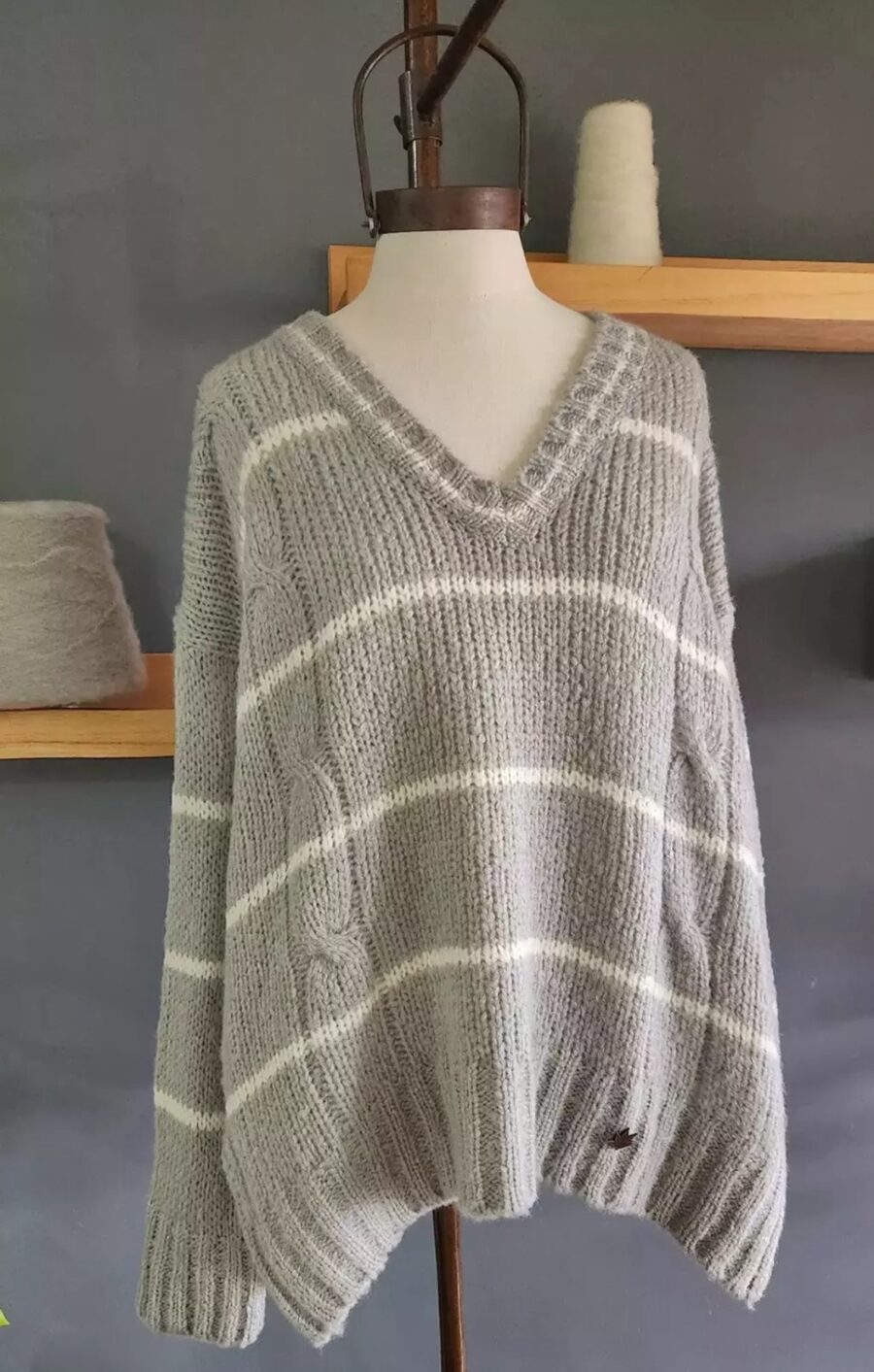 Maxi Sweater Classic Gris - Imagen 2