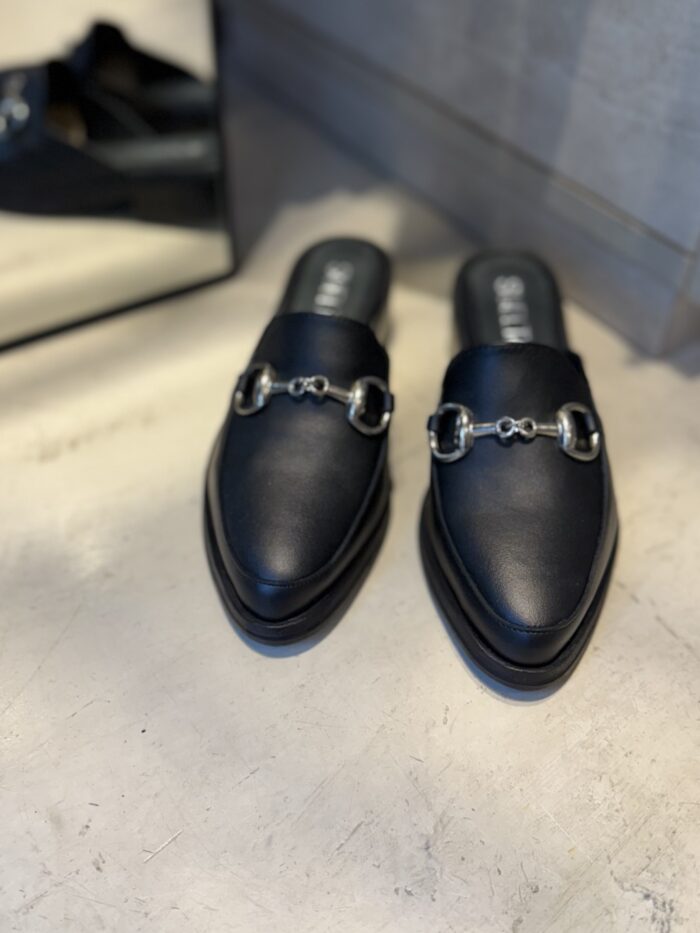 Slipper Edgar Negras